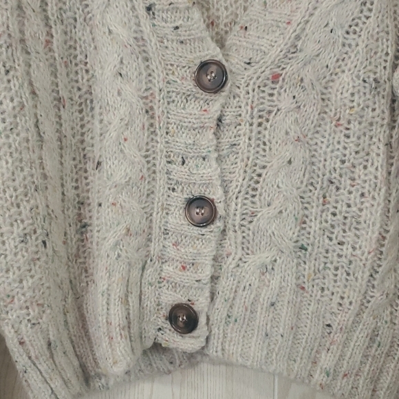 Hooked ❤ Up cardigan sweater size S NEW - Picture 4 of 8